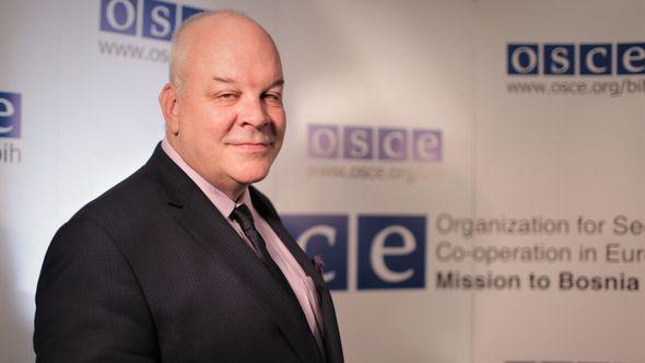 OSCE poziva nadležne u RS da ne usvoje zakon o posebnom registru i javnosti neprofitnih organizacija