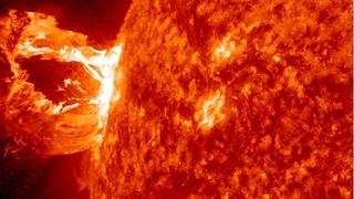 Izuzetno jaka solarna oluja pogodila Zemlju: Predviđa se još jedna koronalna eksplozija