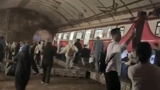 Metro iskočio iz šina u Istanbulu, ima povrijeđenih: Šokantni snimci se šire društvenim mrežama!