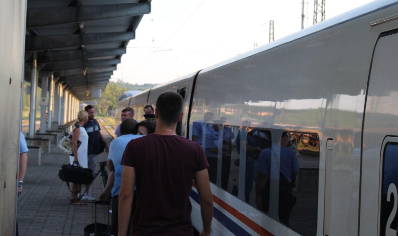 Voz koji podsjeća na Evropu: Talgo od Doboja do Sarajeva kasnio 44 sekunde