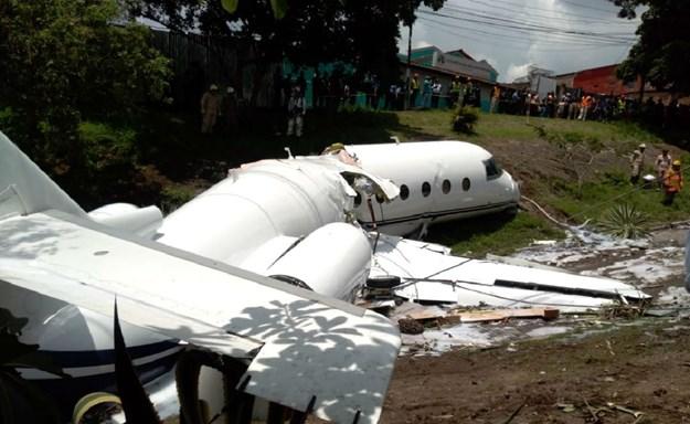 Srušio se avion u Hondurasu, svi putnici preživjeli