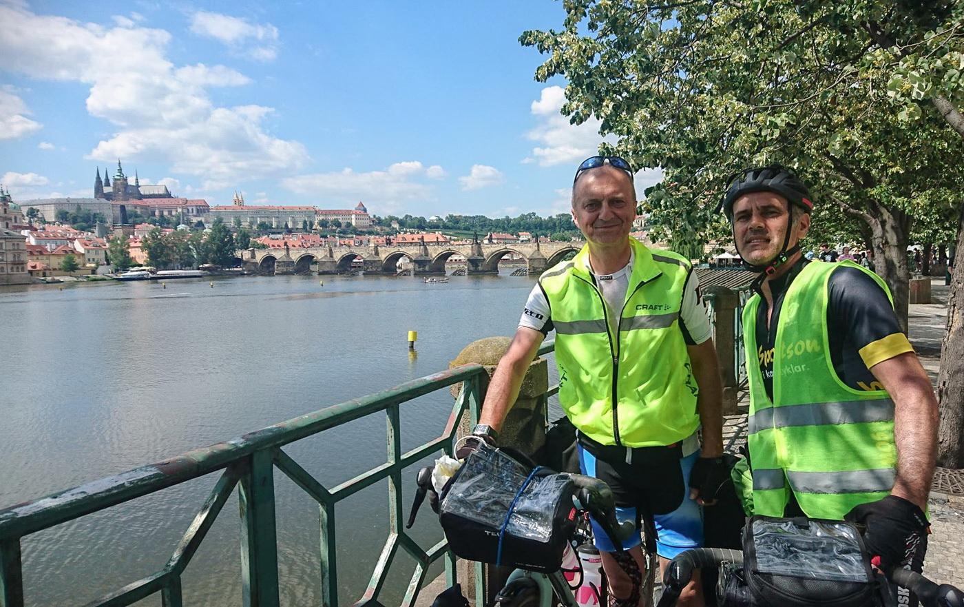 Samir i Jašar na biciklima prešli 1.800 kilometara od Švedske do Prijedora
