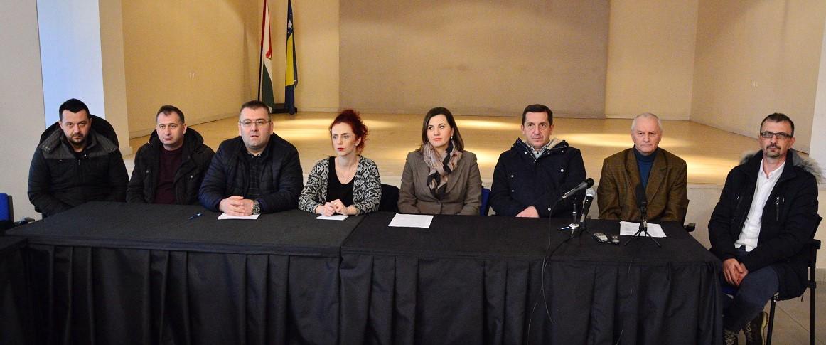 Na pres-konferenciji prisustvovali vijećnici SBB-a, SDP-a i samostalni vijećnici - Avaz