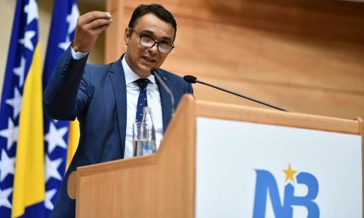 Predsjedništvo stranke odlučilo: Sadik Ahmetović isključen iz Nezavisnog bloka