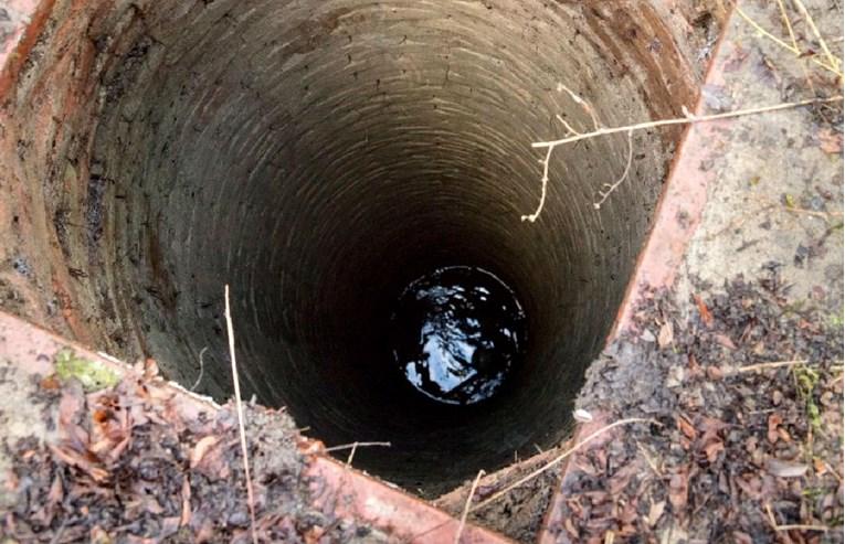Muškarac u Srbiji preminuo poslije kobnog pada u bunar dubok 25 metara