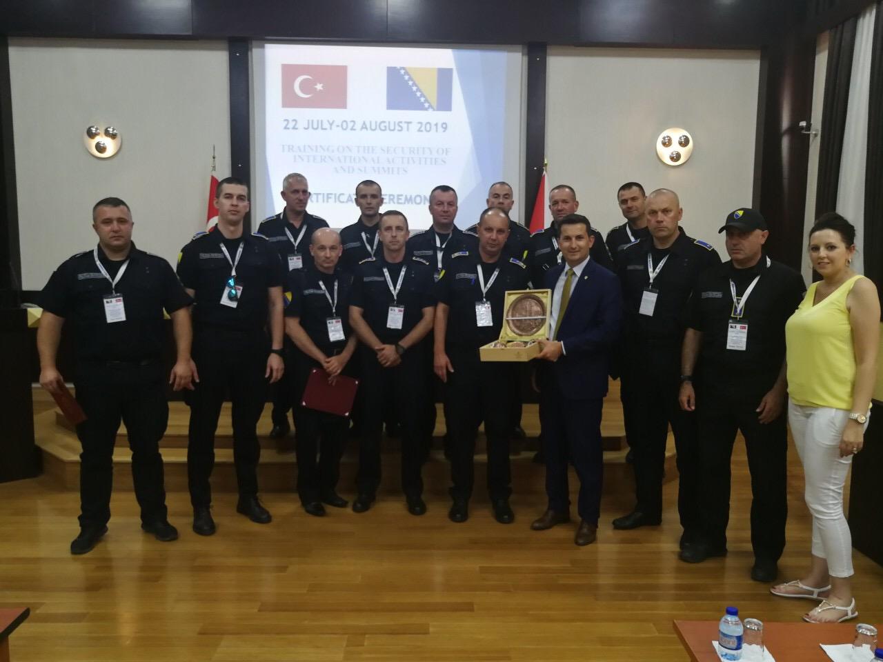 Policijski službenici Direkcije uspješno okončali obuku na Nacionalnoj policijskoj akademiji Turske
