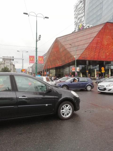 Sarajevo: Otežan promet vozila zbog klizave ceste - Avaz