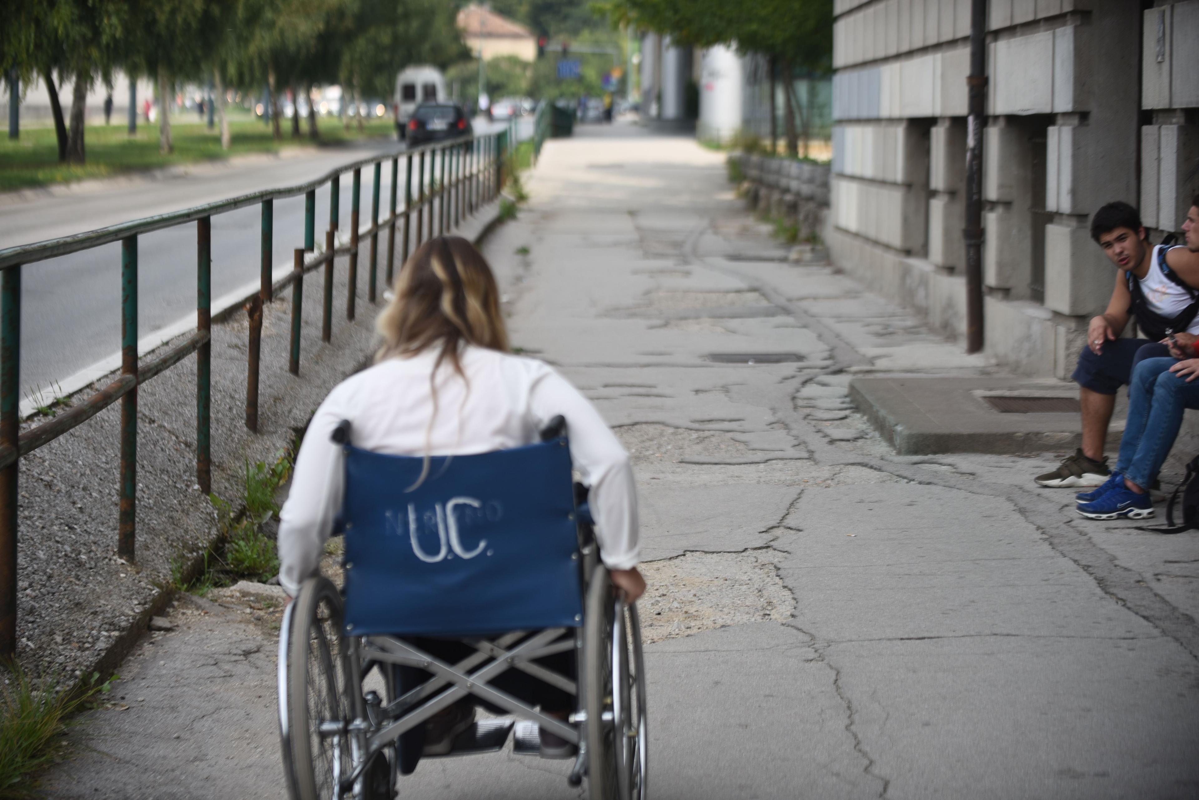 Socijalni eksperiment "Avaza": Kako je biti osoba s invaliditetom u Sarajevu