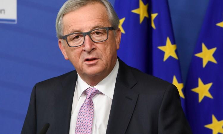 Junker: Rizik od Brexita bez dogovora ostaje veoma realan