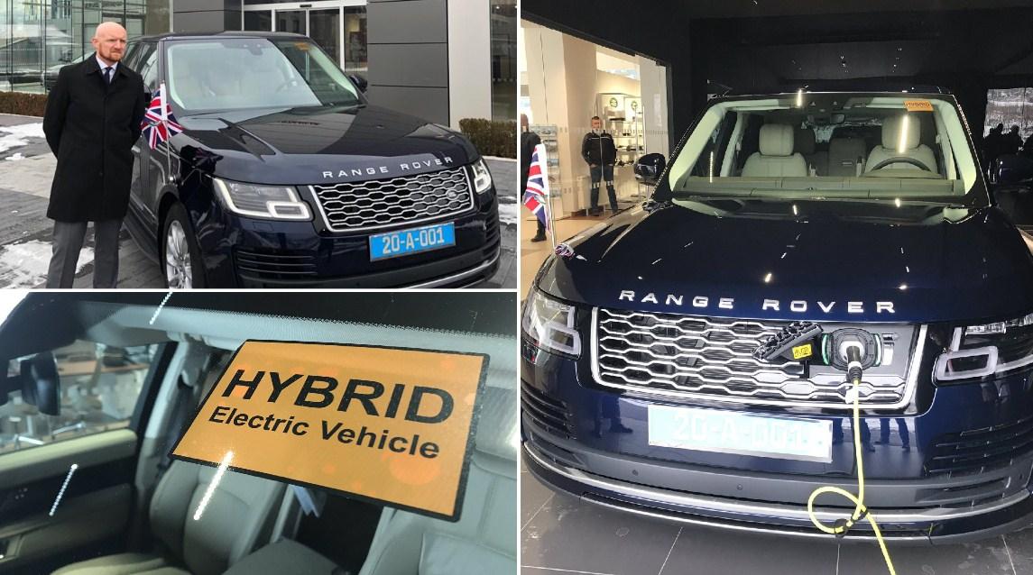 Ambasador Fild pohvalio se novim službenim vozilom: Hibridni Range Rover