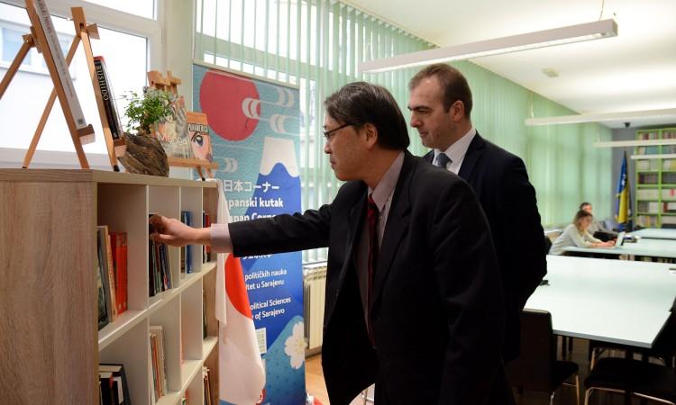 Fakultet političkih nauka Sarajevo: Ambasador Sakamoto i dekan Turčalo otvorili Japanski kutak