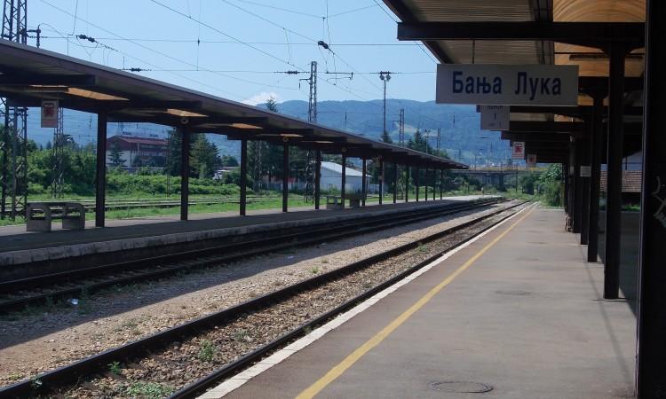 Obustava saobraćanja vozova od Doboja prema Banjoj Luci i Bihaću - Avaz