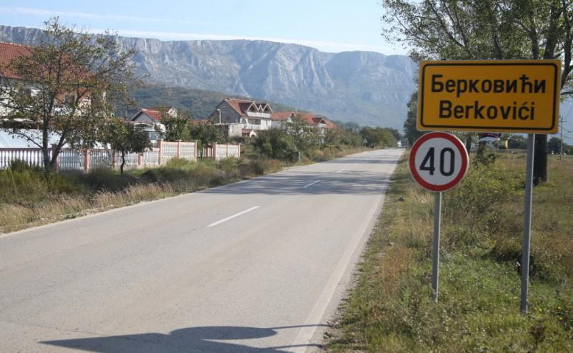 Na putu Berkovići-Stolac poginuo maloljetni pješak