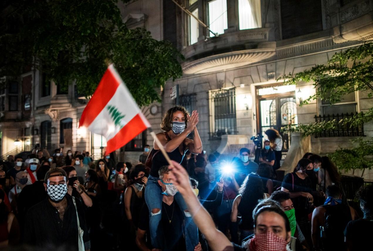 Nakon razorne eksplozije, sukobi na antivladinim protestima u Bejrutu