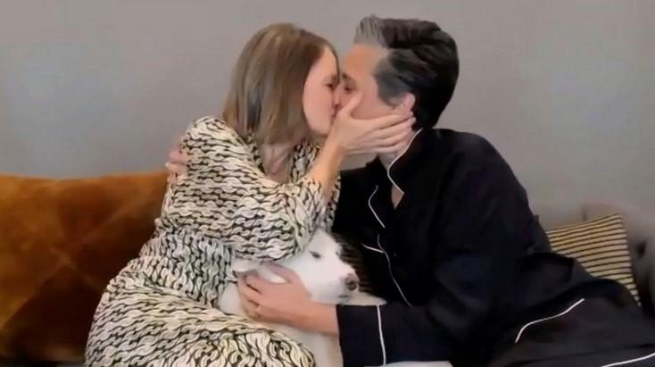 Foster poljubila svoju suprugu pred kamerama - Avaz