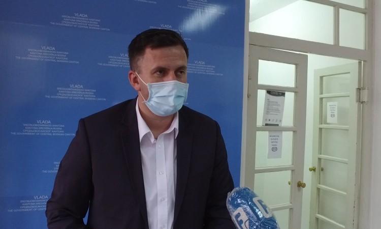 Matić: Bolnica iz Nove Bile zatražila saglasnost za nabavku vakcina iz Hrvatske