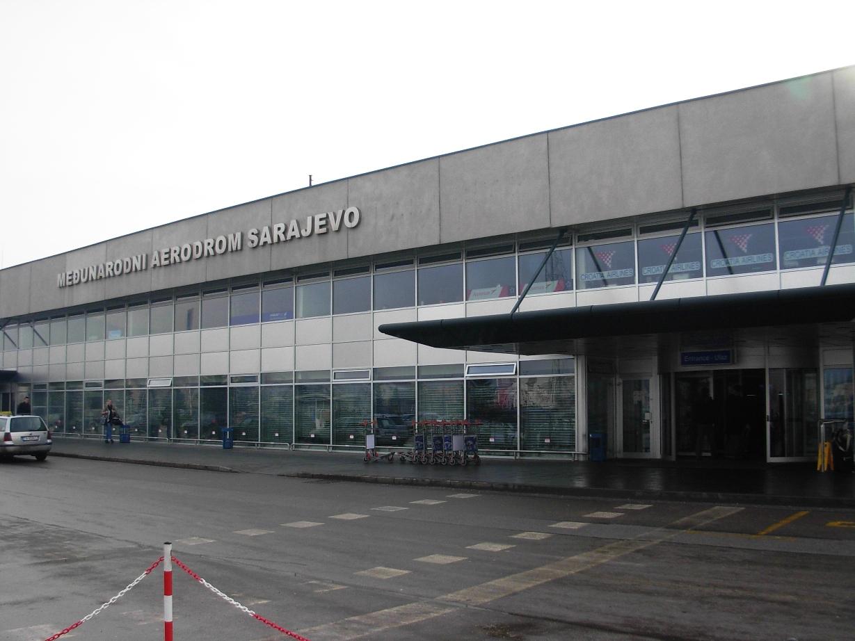 Međunarodni aerodrom Sarajevo: Za kretanje tokom policijskog sata obavezno posjedovanje print rezervacije avio-karte