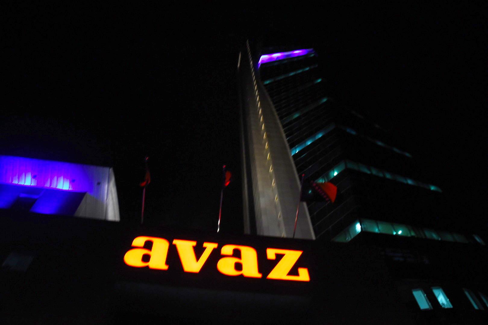 "Avaz Twist Tower" - Avaz