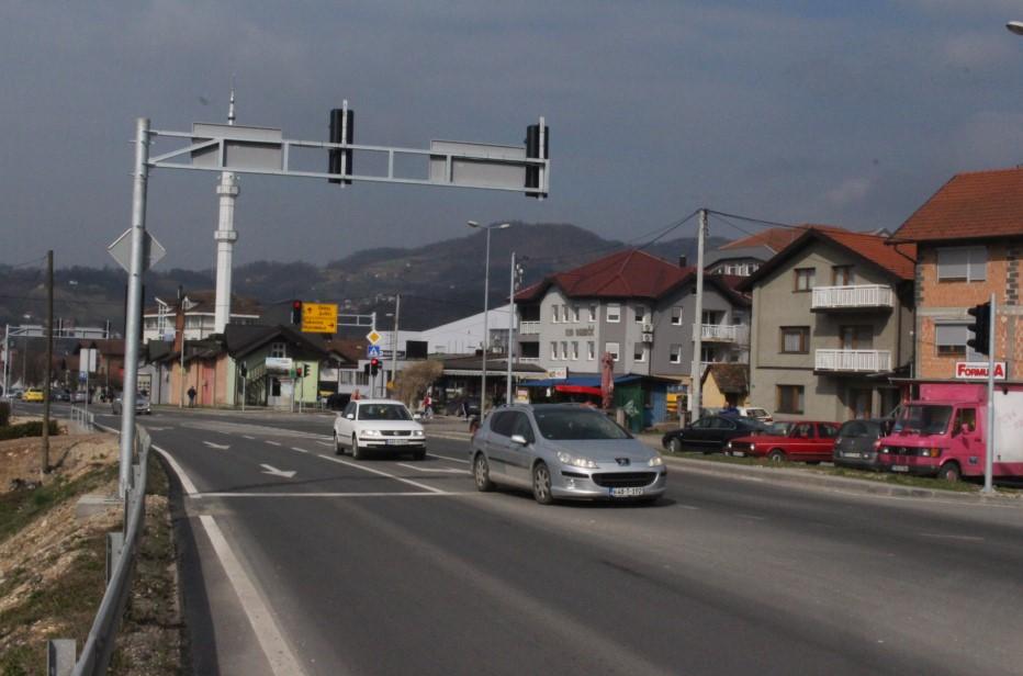 Nesreća se dogodila na putu Doboj - Tuzla - Avaz