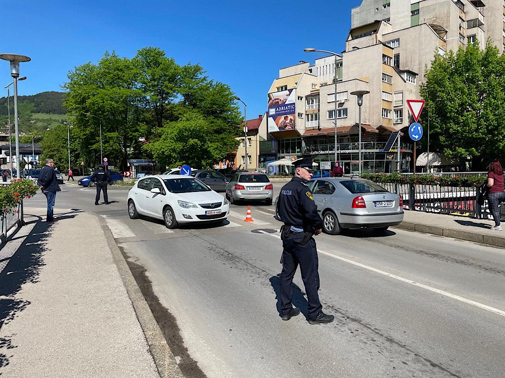 Nesreća u Zenici: Udario pješakinju na pješačkom prelazu, prevezena u bolnicu