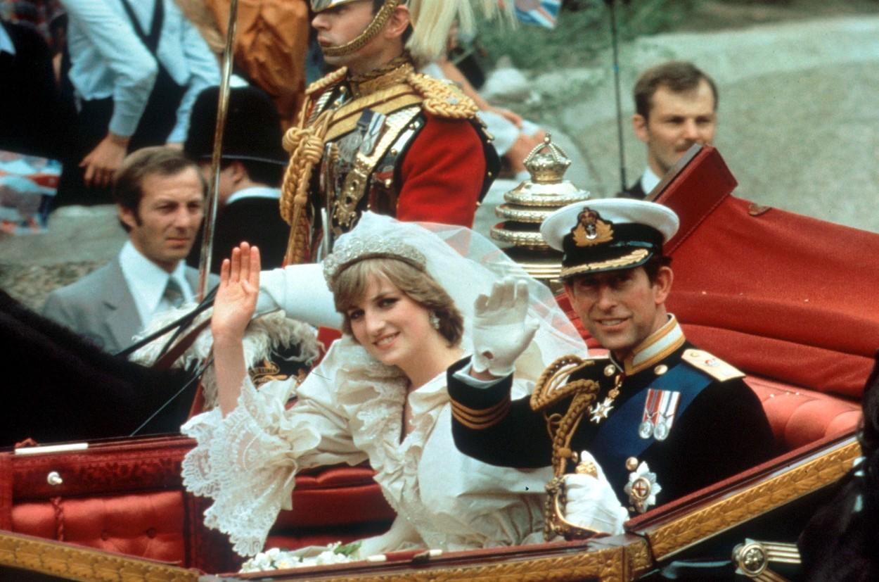 Prije 40 godina vjenčali se princ Čarls i Lejdi Di: Noć prije prolivene suze, ni traga od bajke