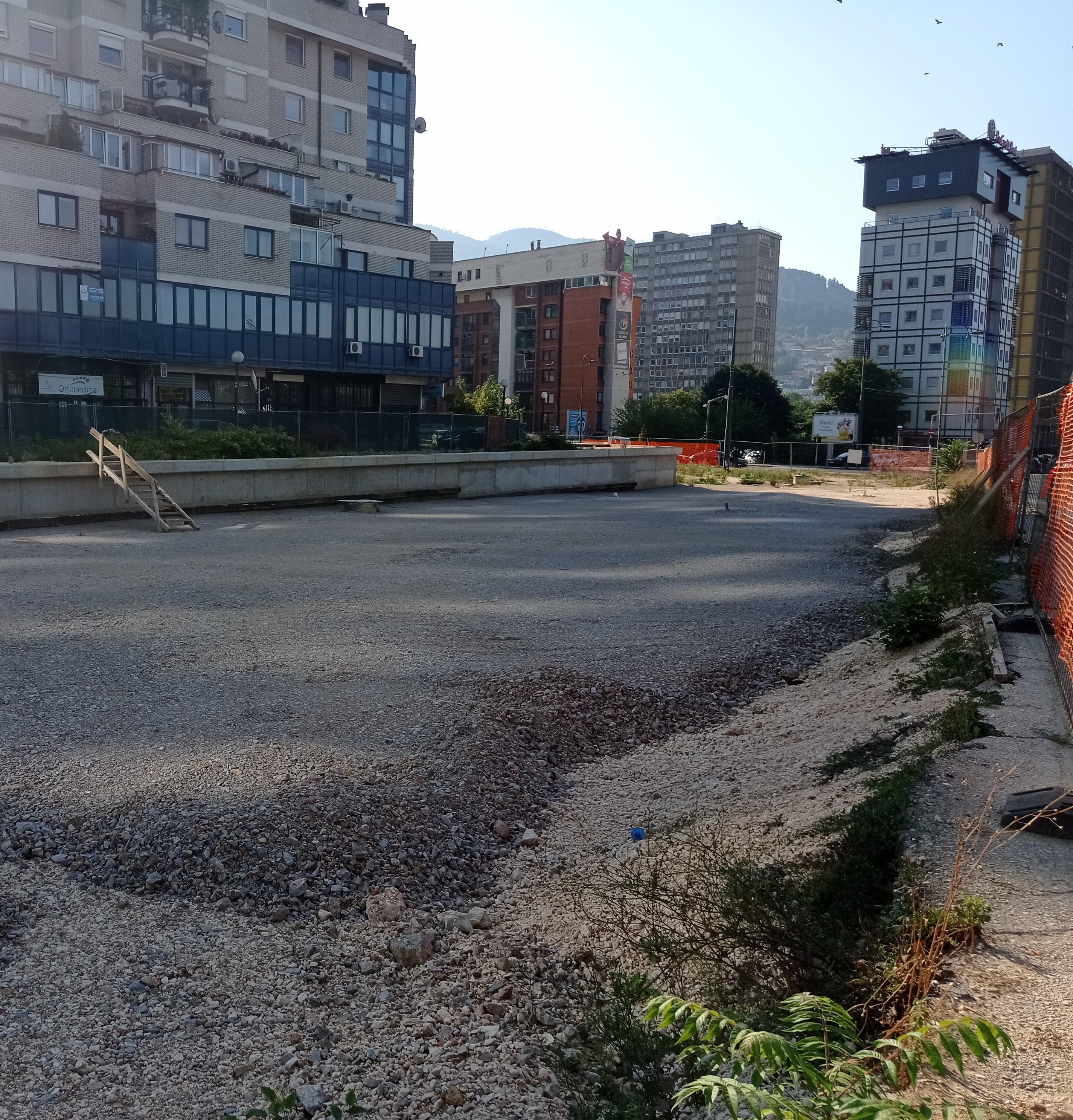 Pusto gradilište na potezu od Kranjčevićeve do ulice Braće Begić - Avaz