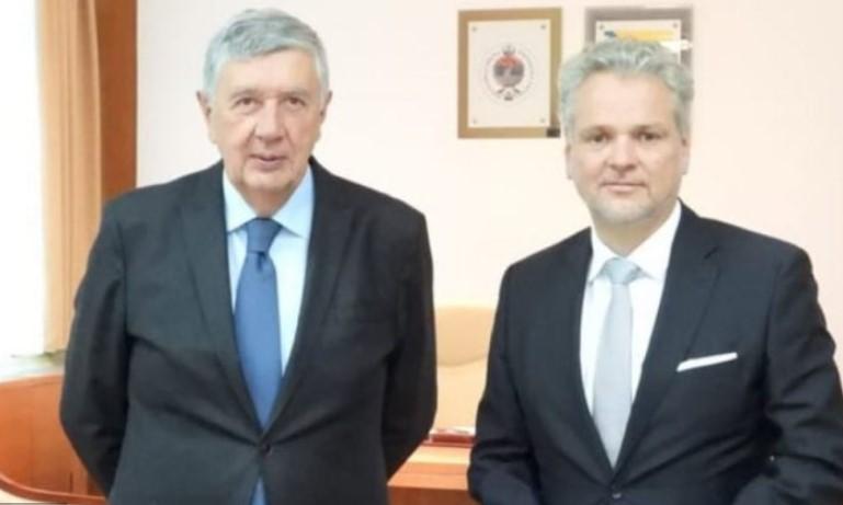 Radmanović razgovarao sa Satlerom o prevazilaženju političke krize u BiH