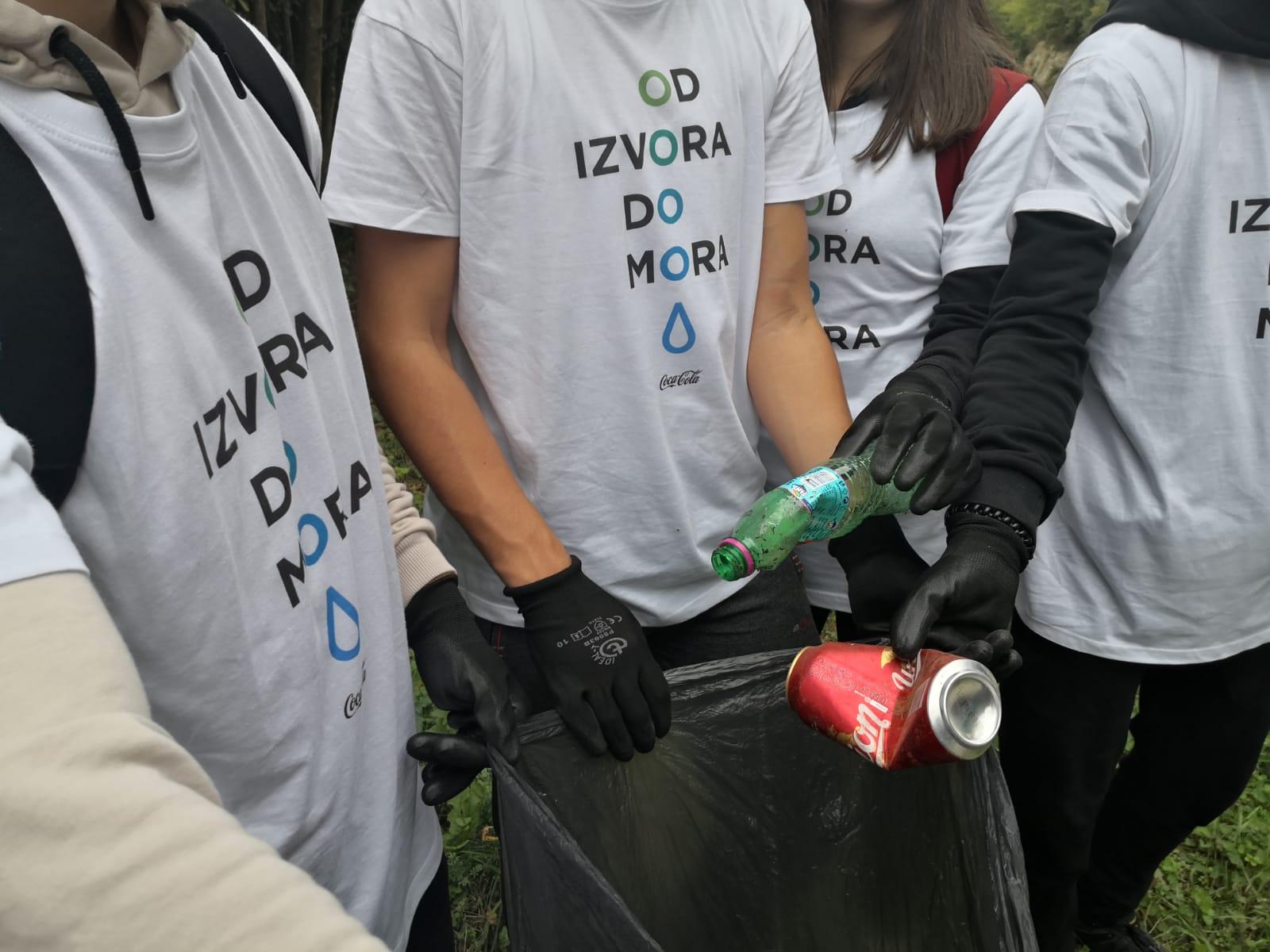 Coca-Colin projekat Od izvora do mora nastavlja se akcijom prikupljanja ambalažnog otpada u Tuzli