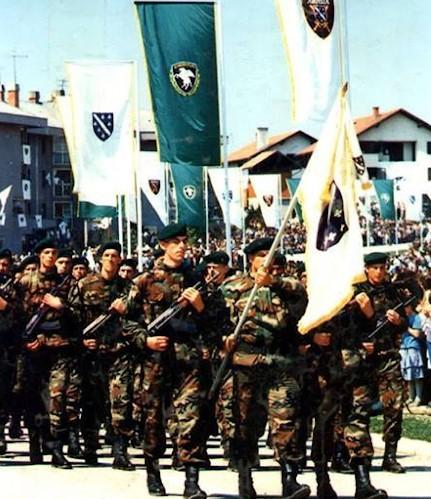 Peti korpus Armije RBiH imao je 618 oficira, 829 podoficira i 8705 vojnika - Avaz