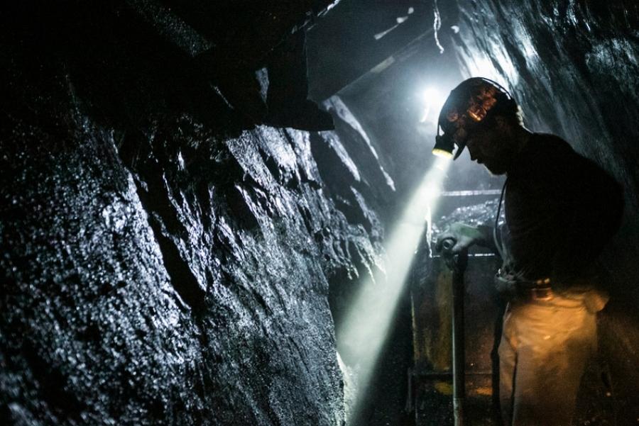 upozorili na veoma teško finansijsko stanje u rudnicima uzrokovano neispunjavanjem planova poslovanja posebno u dijelu ljudskih resursa, gdje je planirani trošak plata u ukupnim troškovima iznosio 96,8 miliona maraka - Avaz