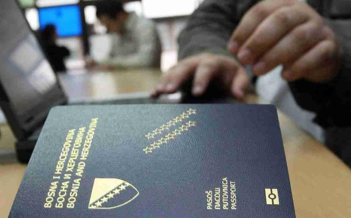 Građani BiH već su imali jednom problem s pasoškim knjižicama 2017. godine - Avaz