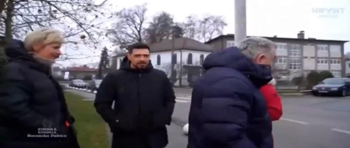 Sramotna scena iz Bosanske Dubice: Prolaznik u emisiji "Zimska kuhinja" rekao da "treba srušiti džamiju i to što prije"