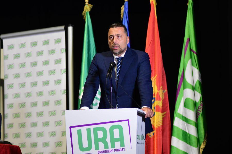 Vlada Crne Gore prihvatila prijedlog Đurovića o ukidanju PDV-a za ulje i brašno
