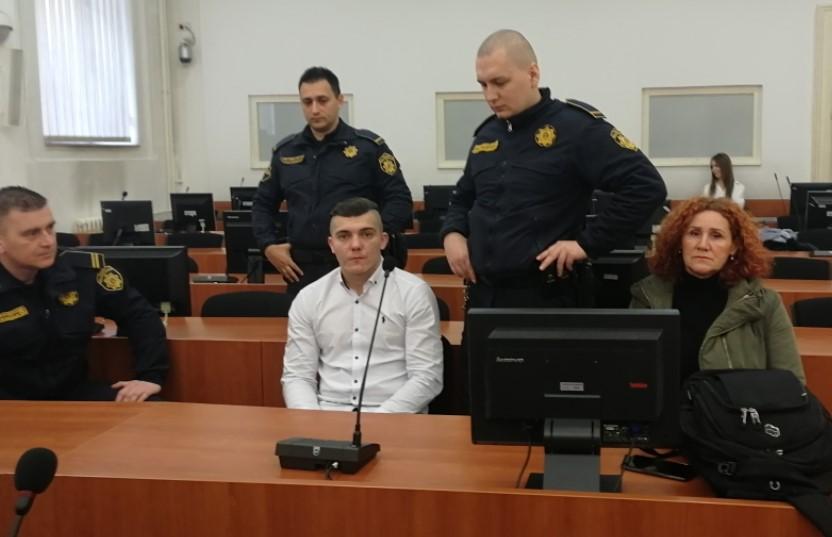 Otac i sin osuđeni na 38 godina zatvora za bezobzirno ubistvo komšije u Ahatovićima