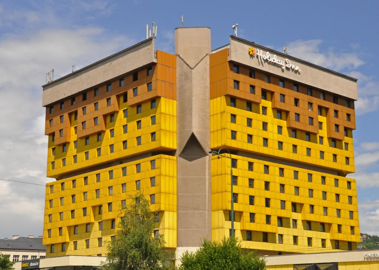 Kultni hotel “Holiday Inn”, današnji “Holiday”, izgrađen za potrebe Zimskih olimpijskih igar - Avaz