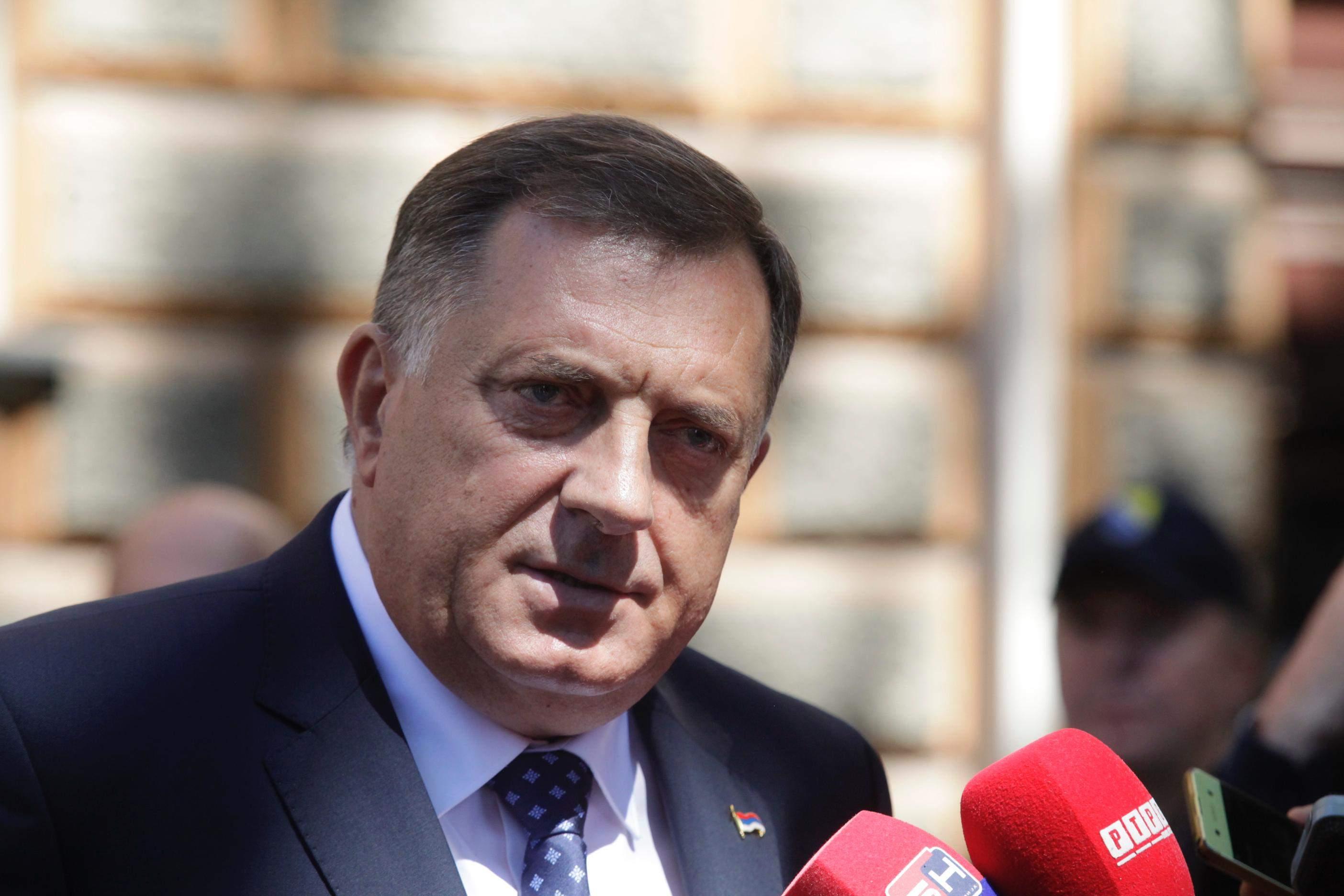Milorad Dodik: Svi se užasavaju kad iznesem stav o muslimanima, a niko kad Izetbegović tvrdi da je BiH sigurna dok su pune džamije - Avaz