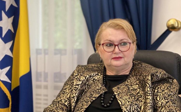 Bisera Turković zatražila od Vijeća ministara BiH da proglasi proglasi 11. juli Danom žalosti u državi