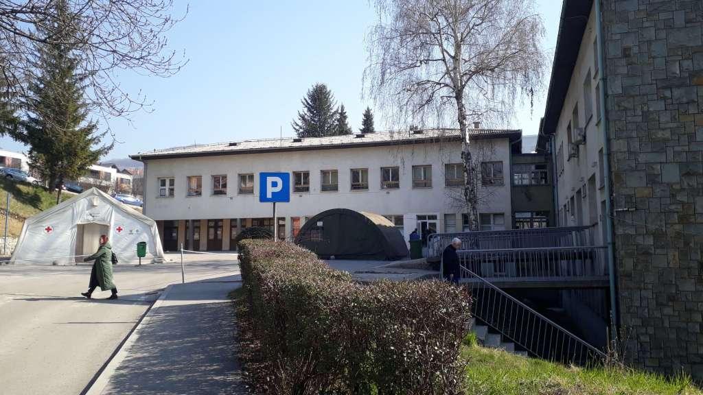 U Kantonalnoj bolnici Zenica preminula dva pacijenta zaražena koronavirusom