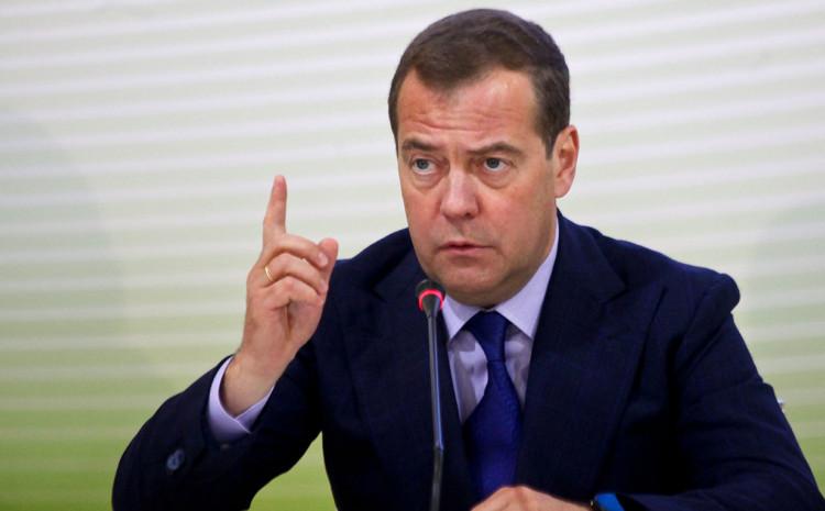 Bivši ruski predsjednik i premijer Dmitri Medvedev - Avaz