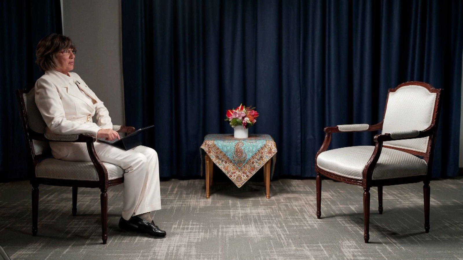 Iranski predsjednik odbio intervju sa poznatom novinarkom Amanpur jer nije nosila maramu