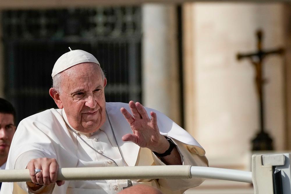 Papa Franjo: Planira se sastati s najvišim autoritetom sunitskog islama šeikom Ahmedom al-Tajebom - Avaz