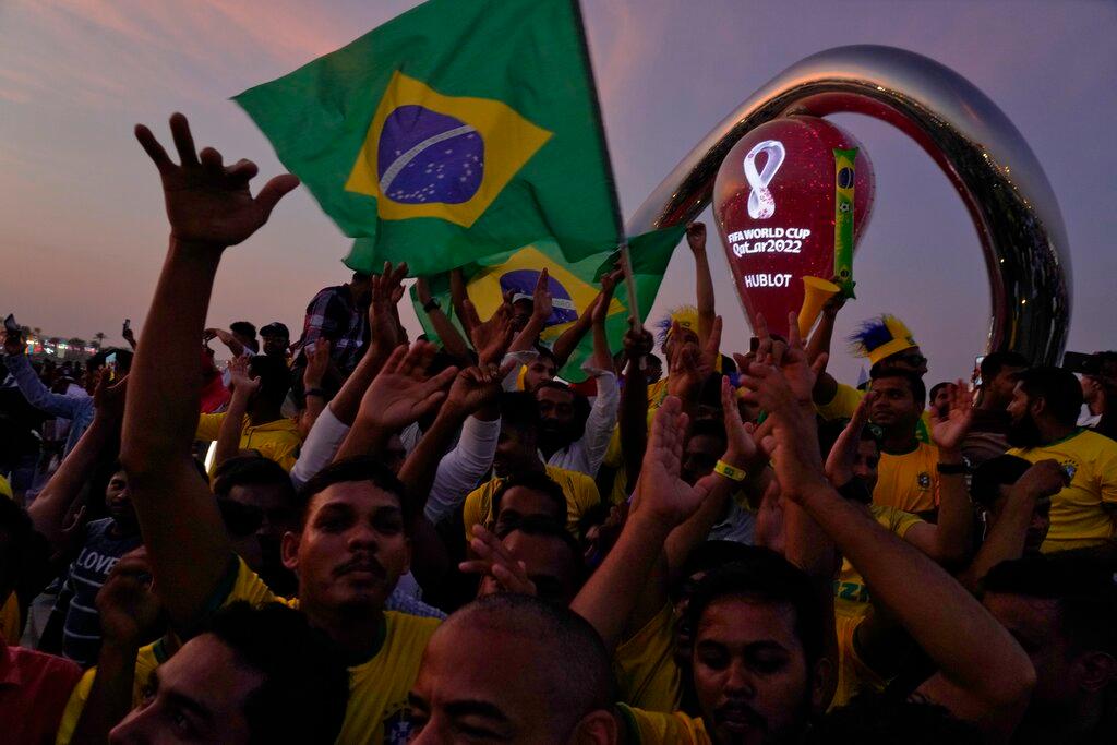 Brojni navijači iz cijeloga svijeta pristižu u Katar - Avaz