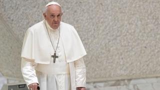 Papa upozorio na opasnosti društvenih mreža: Odnosi svedeni na algoritme i mržnju