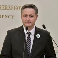 Bećirović: Niko ne može sakriti istinu o Prijedoru, Kozarcu i Bosni i Hercegovini