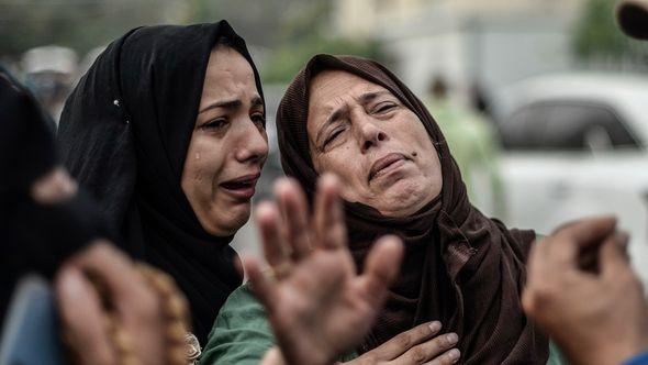 Porodica ubijenih u suzama - Avaz