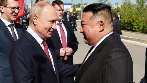 Vladimir Putin i Kim Jong-un - Avaz