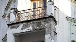 Centar glavnog grada se ruši: Do kada će fasade padati po građanima?