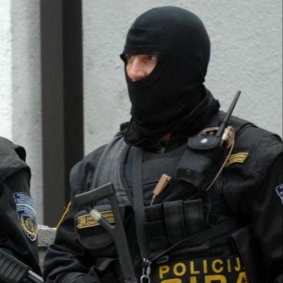 "Avaz" otkriva identitet muškarca uhapšenog za planiranje terorističkog napada