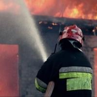 Izbio požar u velikoj rafineriji nafte u Indoneziji
