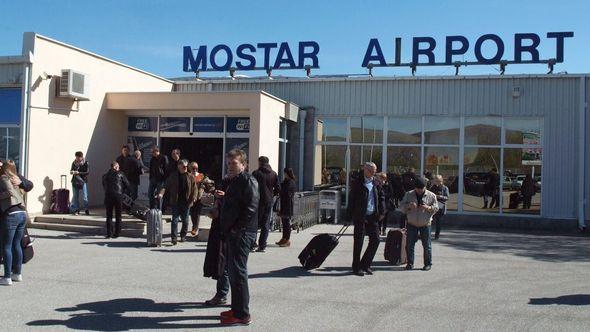 Mostarski aerodrom - Avaz
